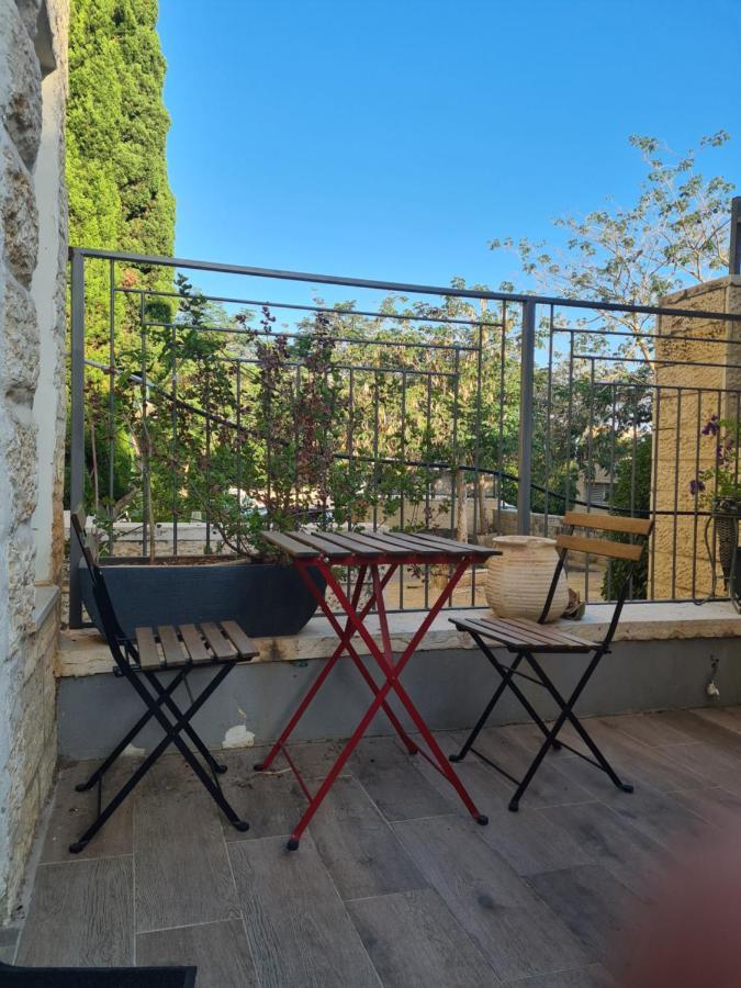 Garden Studio Apartman Elad Kültér fotó
